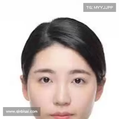 仆凌霜